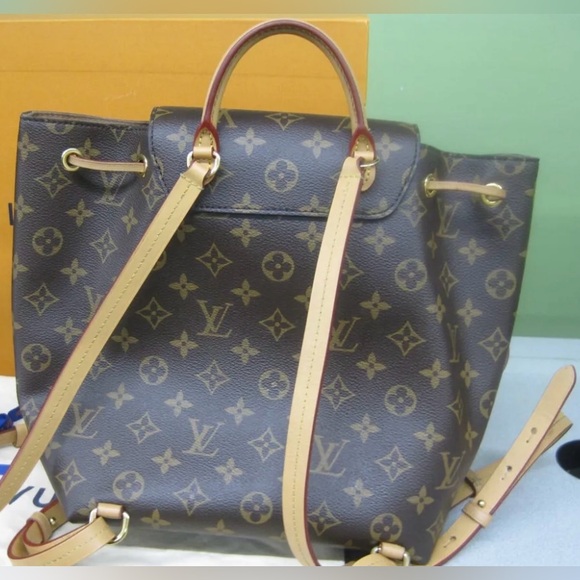 Louis Vuitton Montsouris PM Backpack Brown Monogram With LV Logo Charm - Picture 2 of 10